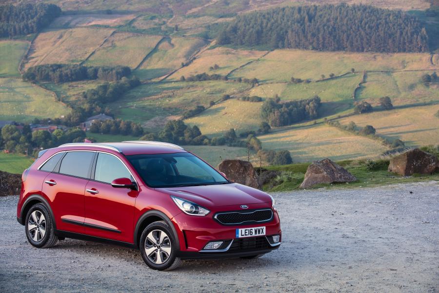  Kia Niro 2016 года  (UK) (фото 13 из 31)